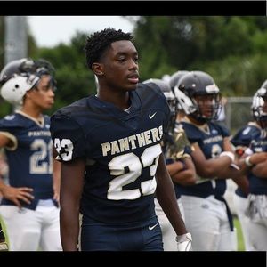 Meet your Posher, Belton